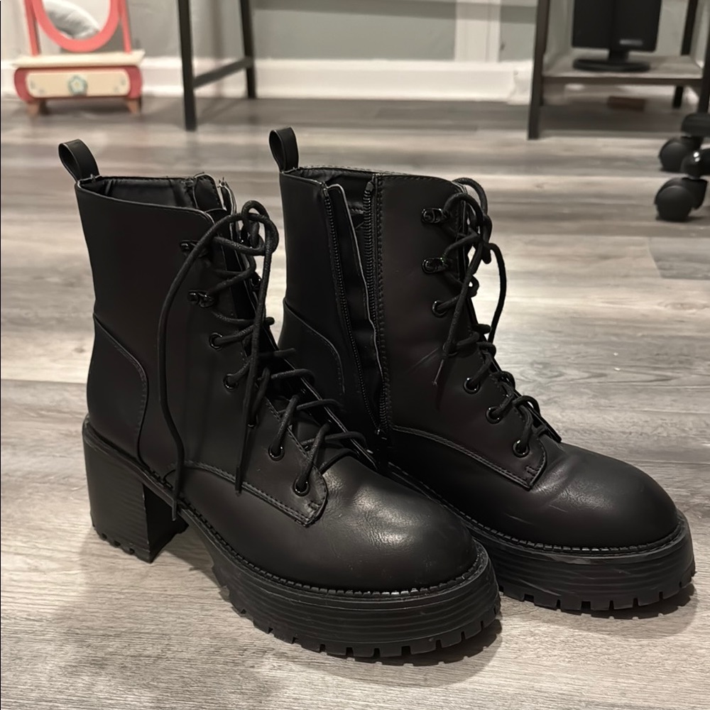 Women's Black Lace-Up Ankle Boots